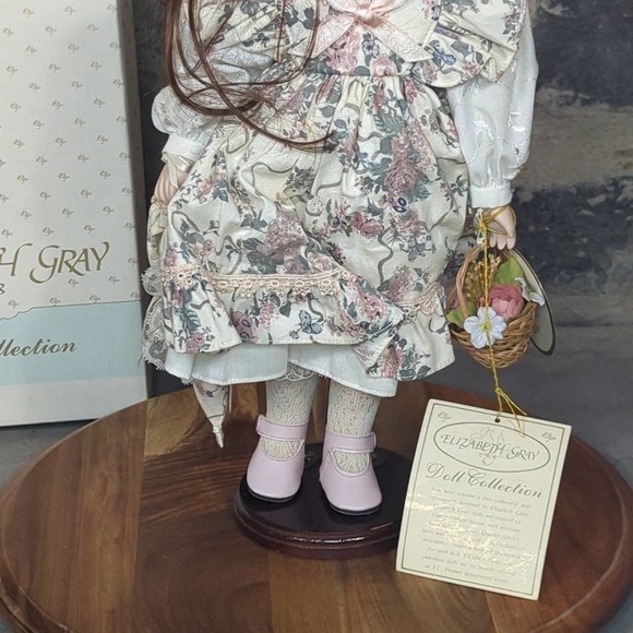 Elizabeth Gray Vintage Porcelain Doll Brunette 16" Floral Dress Parasol Basket - Picture 3 of 16